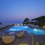 Hotel Unico By Dori 3*