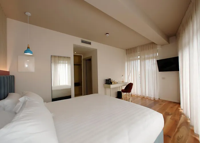 Unico By Dori Sirmione